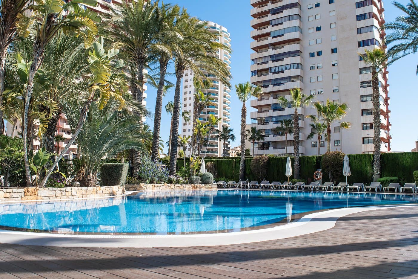 Piscine de l'hôtel AR Diamante Beach à Calpe